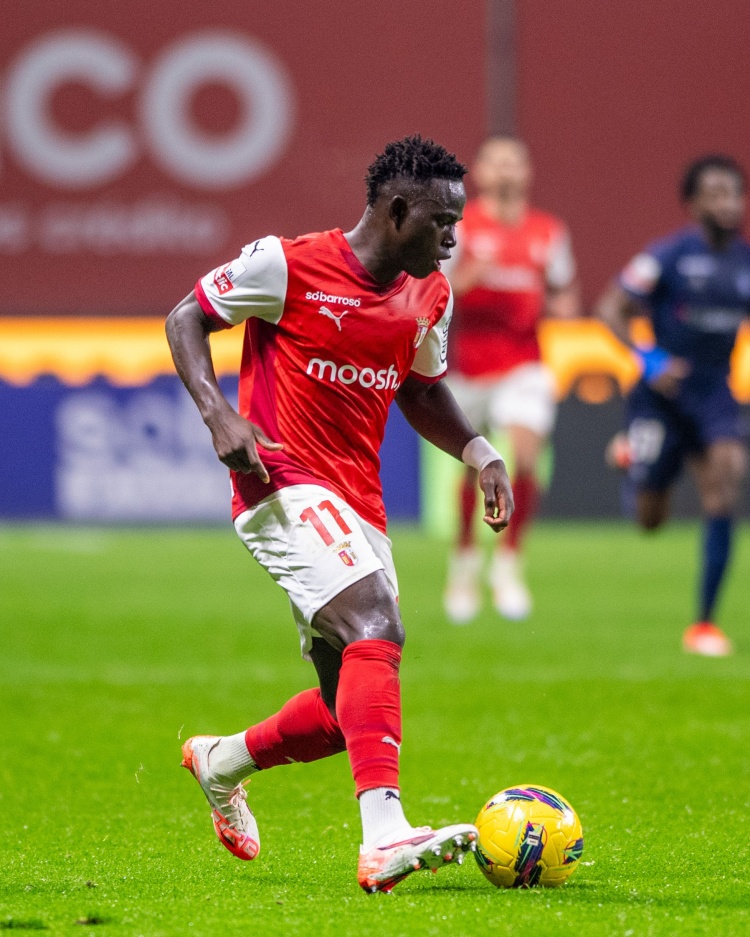 葡媒：切尔西考虑4000万欧解约金签布拉加边锋，让他去白堡踢一年